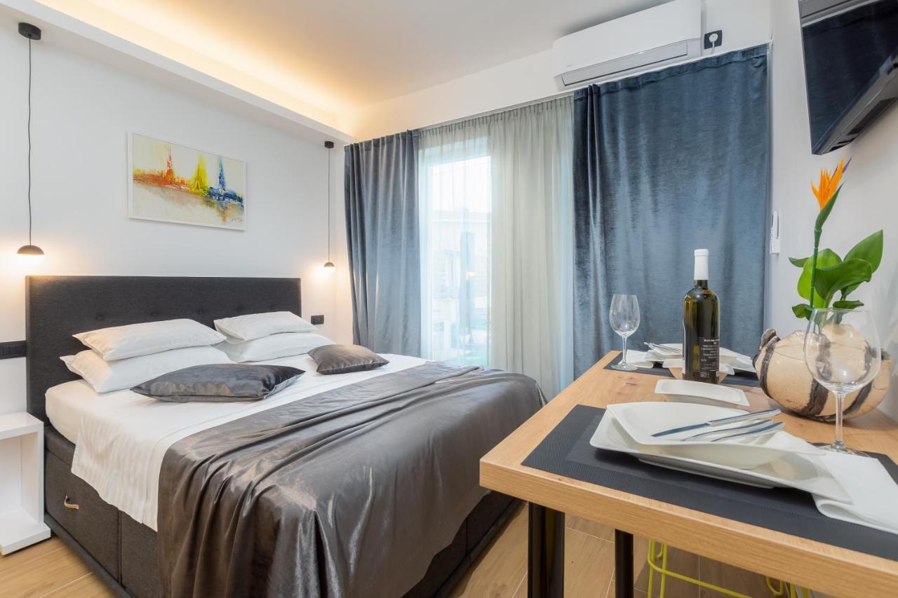 Apartment Lilly With Private Parking In The Yard Of The House Pula